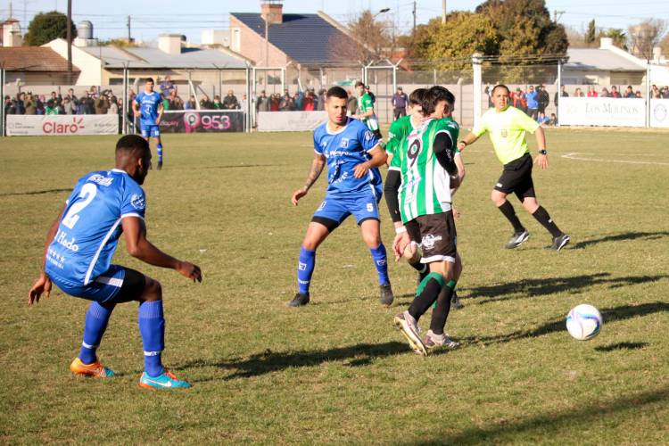 Racing de Carhué GANADOR del Torneo Apertura en primera
