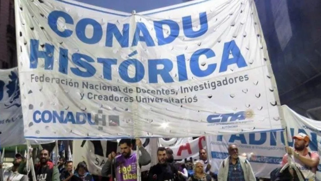 Docentes universitarios hacen esta semana un paro de 48 horas