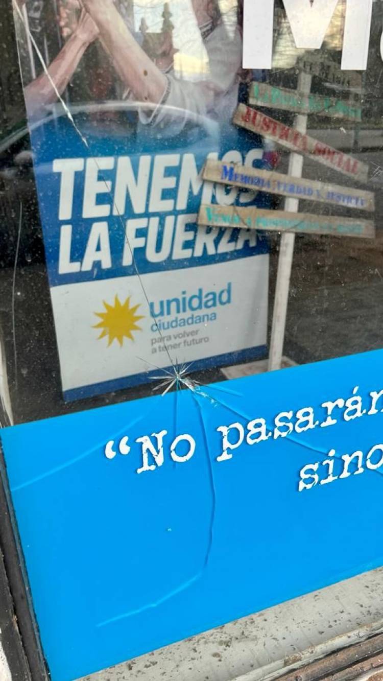 “Un ataque a la política y a la libertad de expresión” en Marcha del 9 de Julio
