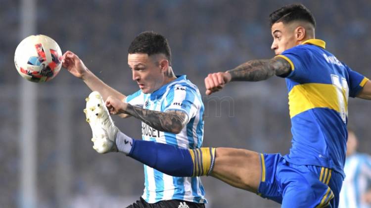 Racing y Boca empataron sin goles y con polémica en el final con el VAR