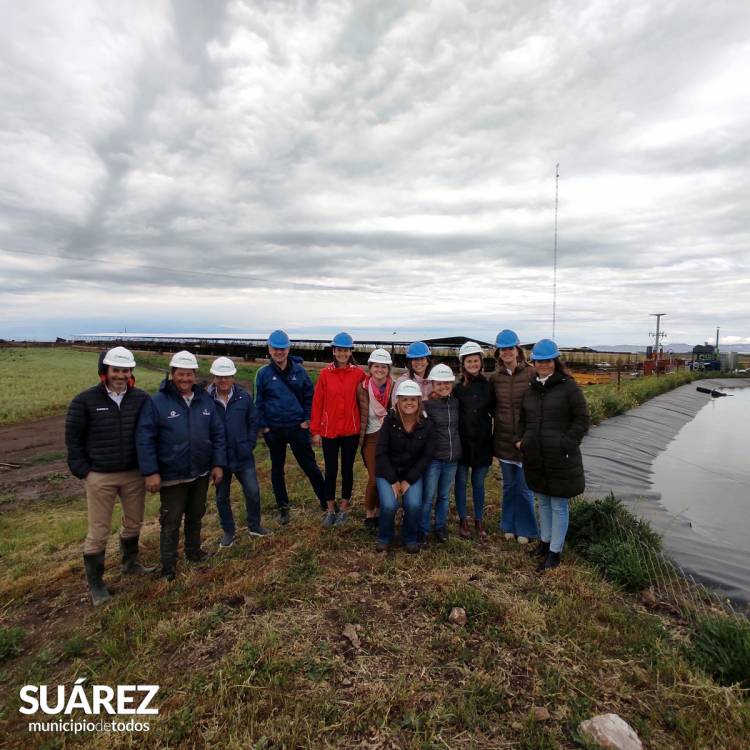 Recorrida por la empresa de Bio-Energía de Coronel Suárez
