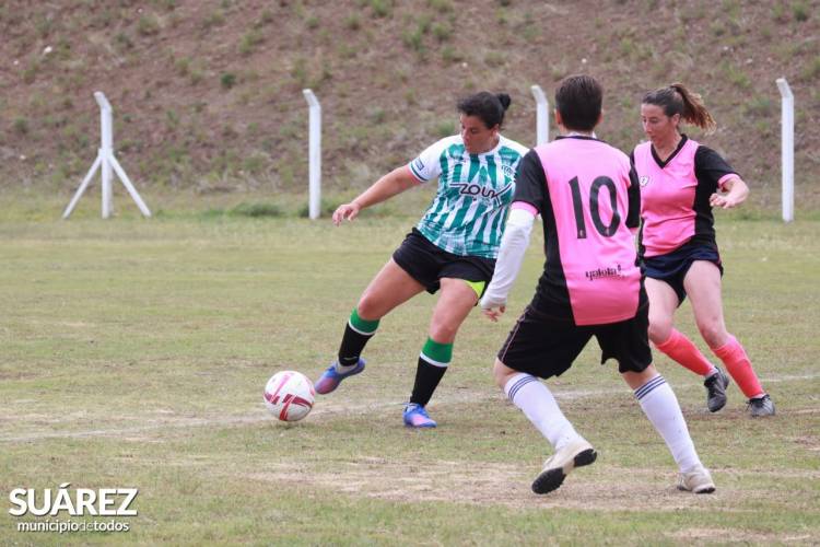 Las Tatanas Campeonas del Torneo de Fútbol Femenino "Elisabeth Minnig" 2022