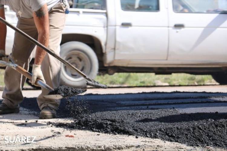 Se inició la pavimentación y repavimentación de Av Casey entre Roque Sáenz Peña y ruta provincial Nº 85