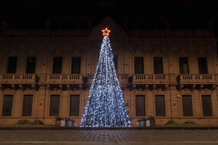 El espíritu de la Navidad brilló en los Pueblos Alemanes y en Suárez