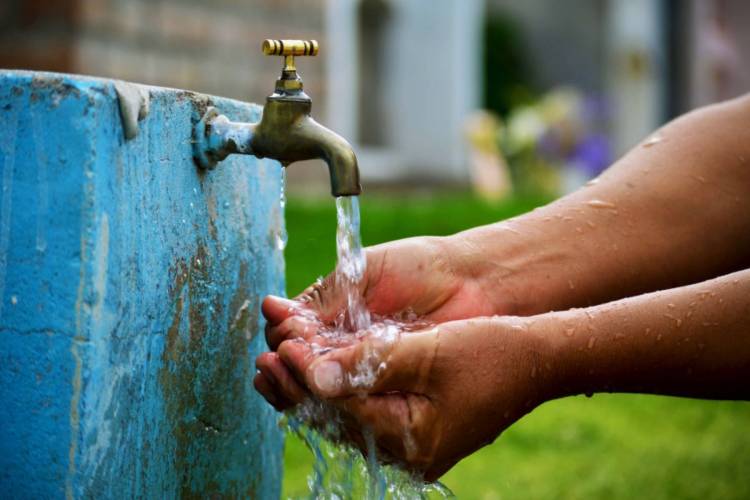 RESTRICCION EN EL SUMINISTRO DE AGUA CORRIENTE el Jueves 15 de 6hs a 14hs
