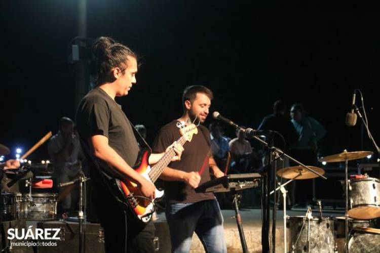 La música popular revivió las noches del Anfiteatro