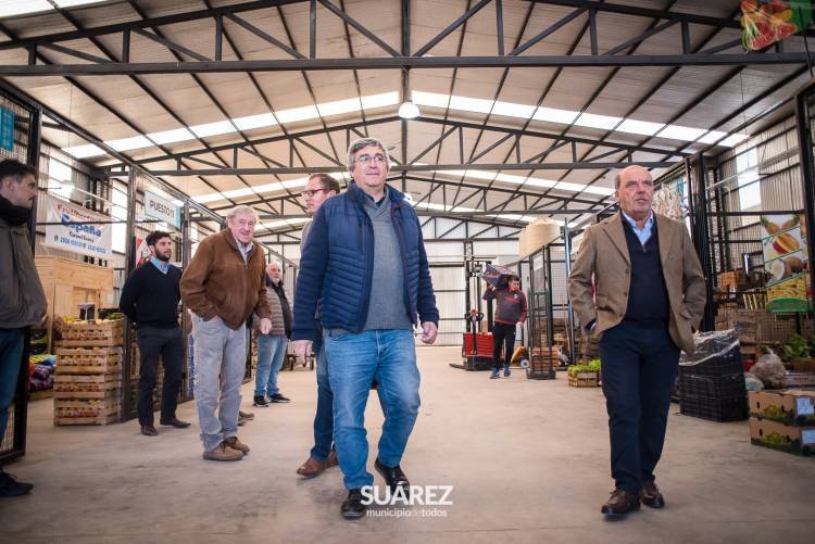 El ministro de Desarrollo Agrario recorrio el Mercado Concentrador Frutihortícola de Coronel Suárez