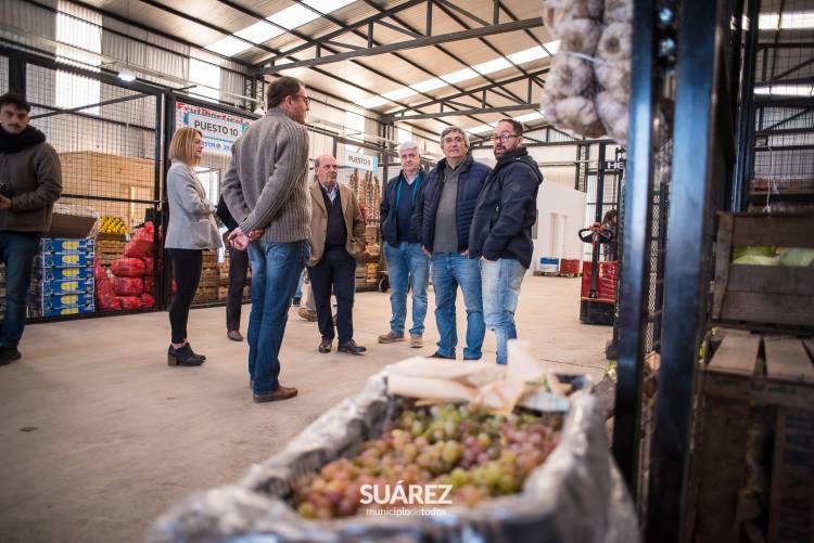 El ministro de Desarrollo Agrario recorrio el Mercado Concentrador Frutihortícola de Coronel Suárez