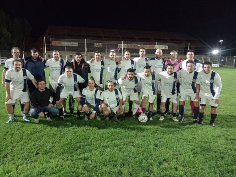 Deportivo Sarmiento campeón del torneo de pre Veteranos
