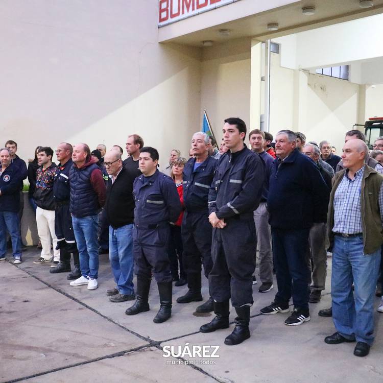 Mauro Moccero agradeció a los Bomberos Voluntarios por su tarea solidaria al servicio de la comunidad