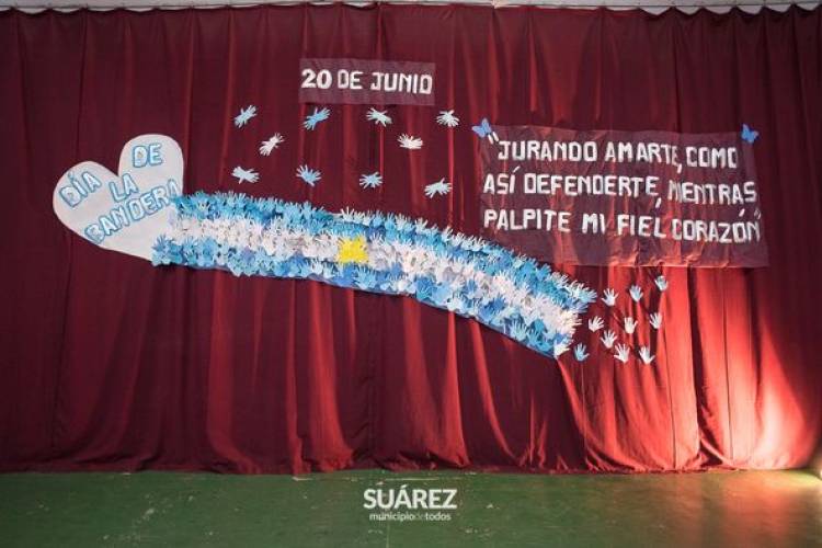 Alumnos de 4to. año de la Escuela N° 9 prometieron lealtad a la Bandera Nacional