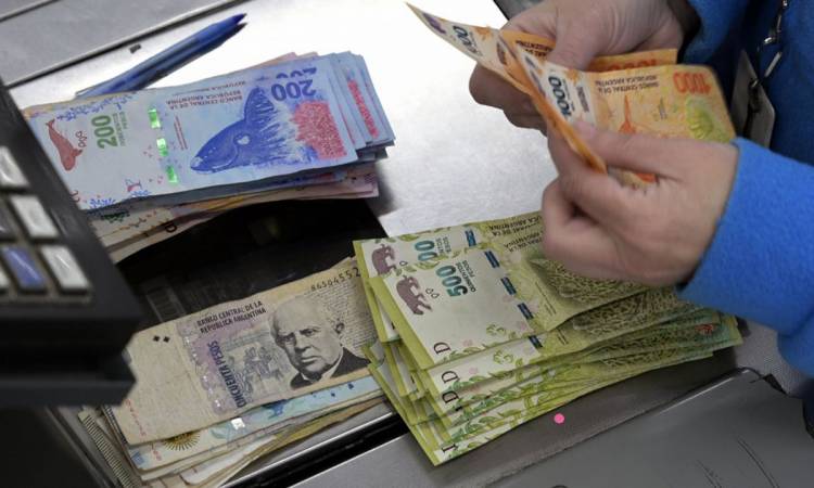 Cuáles trabajadores podrán pedir créditos baratos de hasta $400 mil