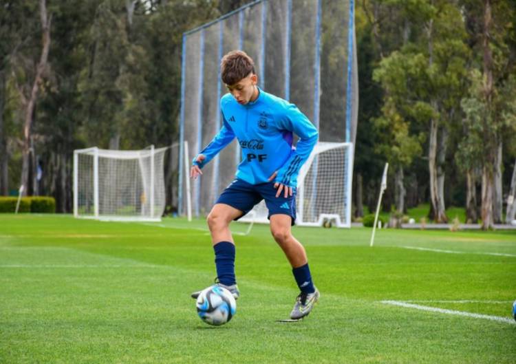 Felipinho: nació en Brasil, fue citado a la selección argentina y tiene raíces bahienses