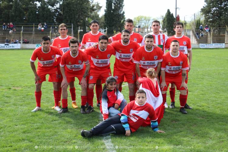 Fútbol de la Liga Regional. Zona A Racing puntero y en la B "El Progreso"