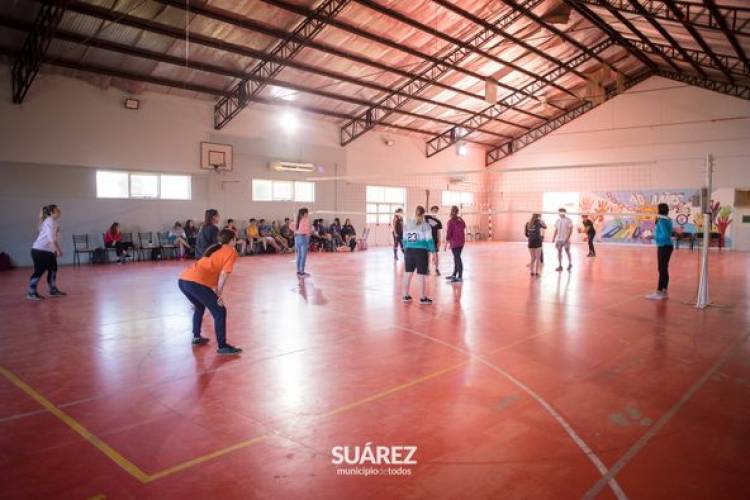 Más de 250 jóvenes participaron de los Intercolegiales deportivos y culturales