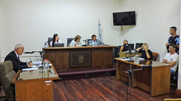 Piden perpetua por el brutal femicidio en Pehuen Co