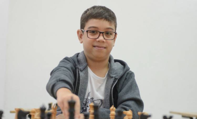 Ajedrecista argentino de 10 años le ganó al N°1 del mundo