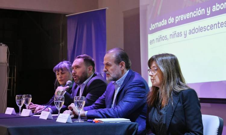 Presentaron la jornada de prevención de la ludopatía online en niños y adolescentes