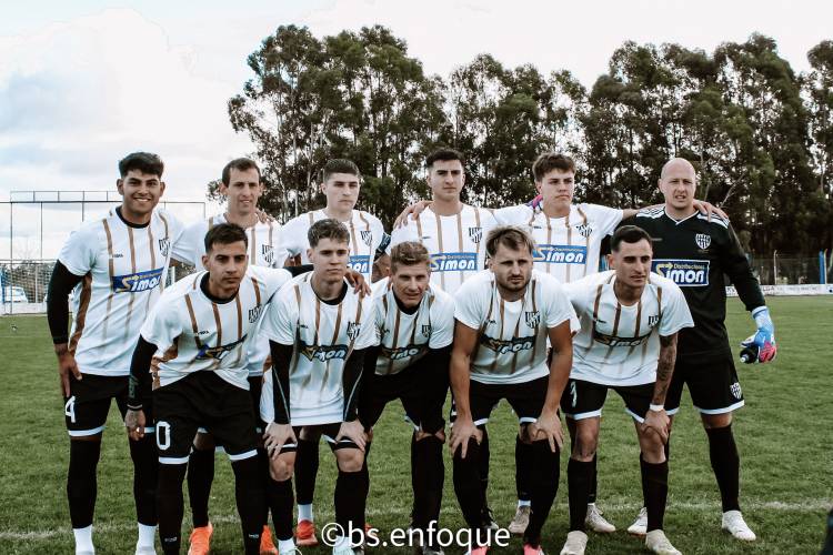 Partido  masculino relatado: El Progreso le ganó a Púan FC por 1 a 0