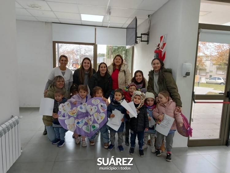 Alumnos del Jardín N° 901 “Ricardo Gutiérrez” visitaron el Materno Infantil