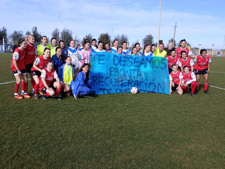 En el Torneo Clausura de Futbol Femenino San Martin ST e Independiente empataron 1 a 1.