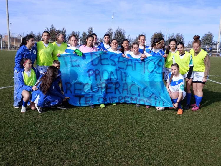 En el Torneo Clausura de Futbol Femenino San Martin ST e Independiente empataron 1 a 1.