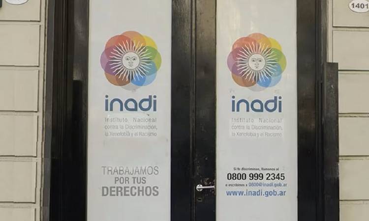 El Gobierno oficializó el cierre del INADI