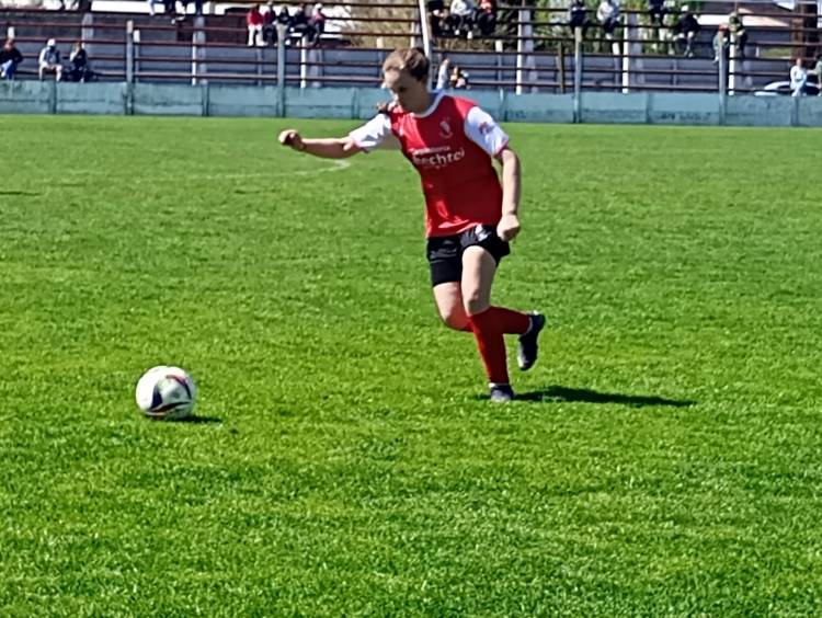 Futbol femenino, Independiente venció a el Sanma y es único puntero de la Zona B.