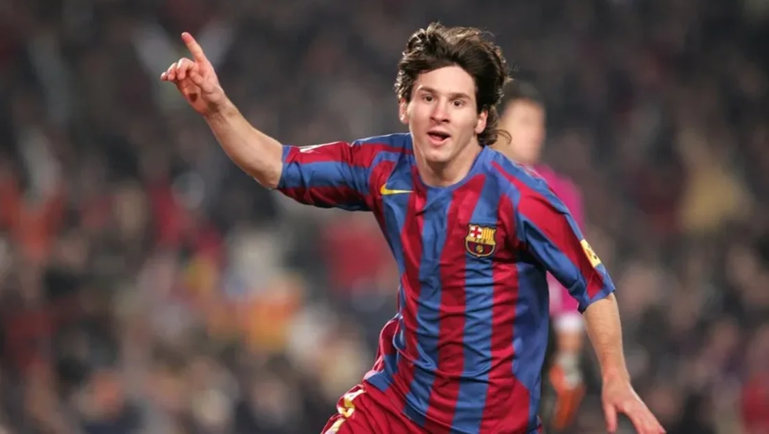 Se cumplen 20 años del día que debutó Messi con la camiseta del Barcelona