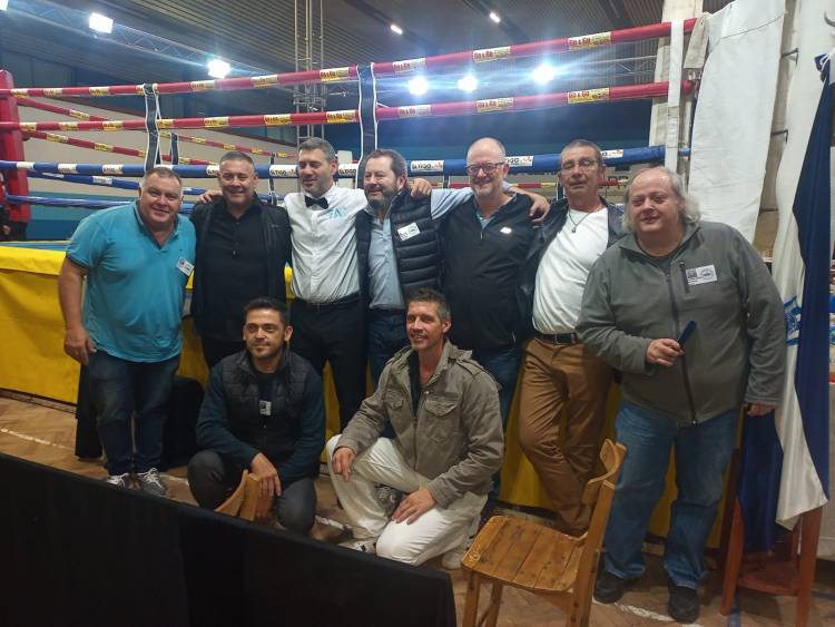 Exitoso festival boxístico en el Club El Progreso de pueblo Santa María