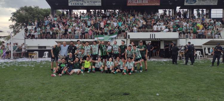 ATLETICO HUANGUELEN GANO LA FINAL DEL CLAUSURA Y JUEGA LA FINAL DEL AÑO