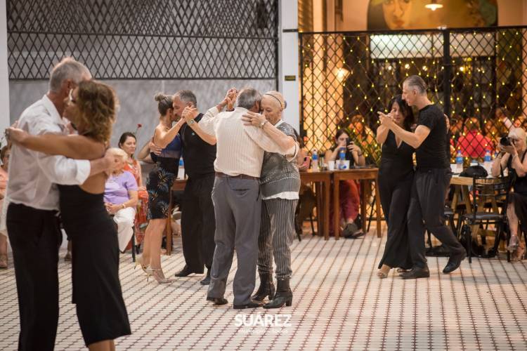 Milonga y Tango en el Mercado: una noche a puro 2x4 en Coronel Suárez