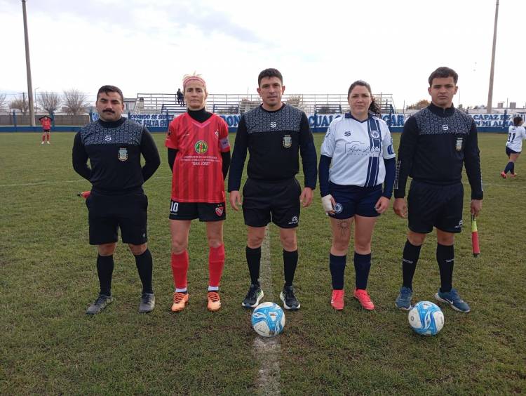 Fútbol femenino Independiente se quedó con el clasico frente a El Progreso