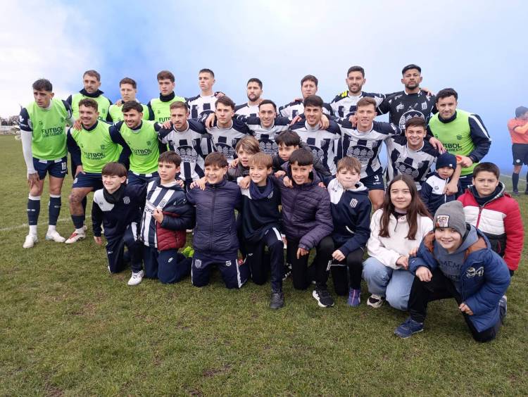 Club Sarmiento se quedo con el Apertura venciendo 2 a 1 a Racing de Carhue