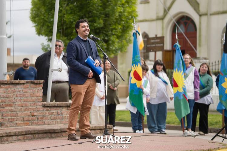 Santa Trinidad celebró su Kerb con un fuerte mensaje de solidaridad y crecimiento
