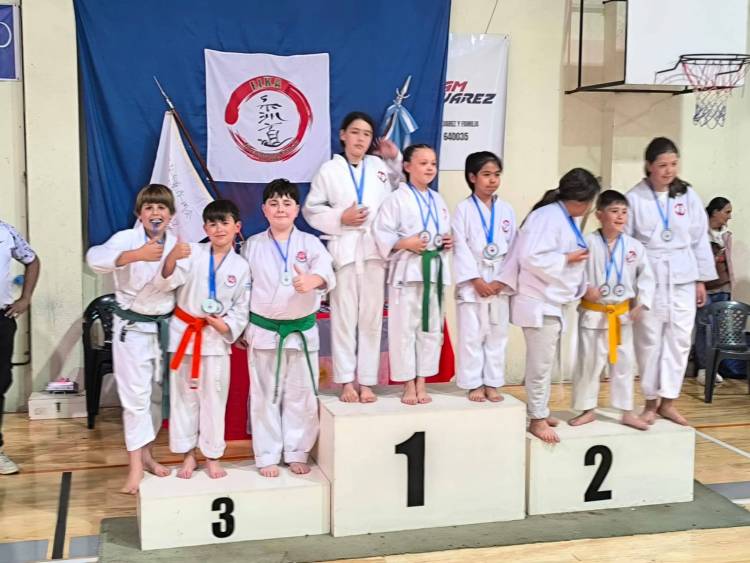 KARATE: importante participación SKIF de la delegación suarense