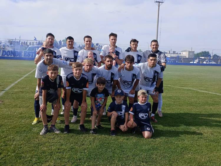 El Progreso y Blanco y Negro ganaron y siguen en las eliminatorias