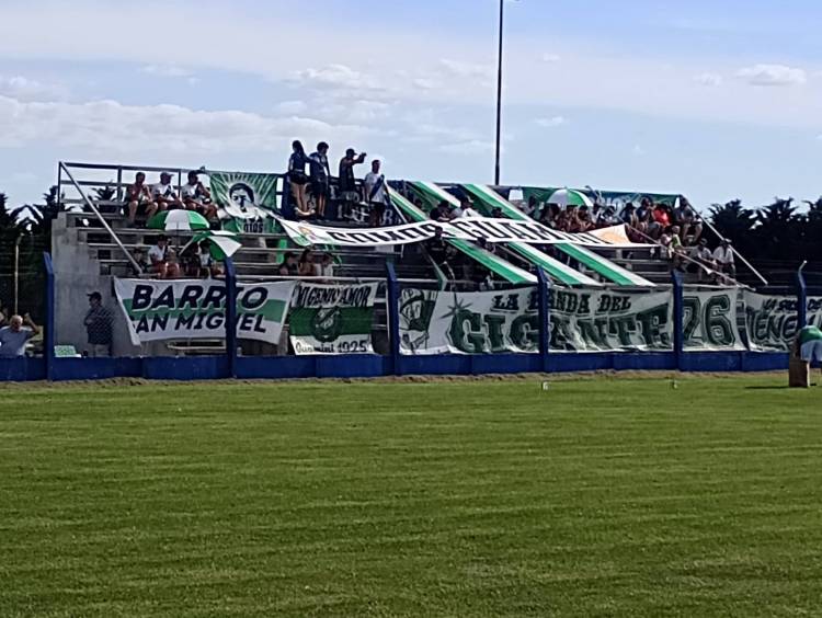 El Progreso y Blanco y Negro ganaron y siguen en las eliminatorias
