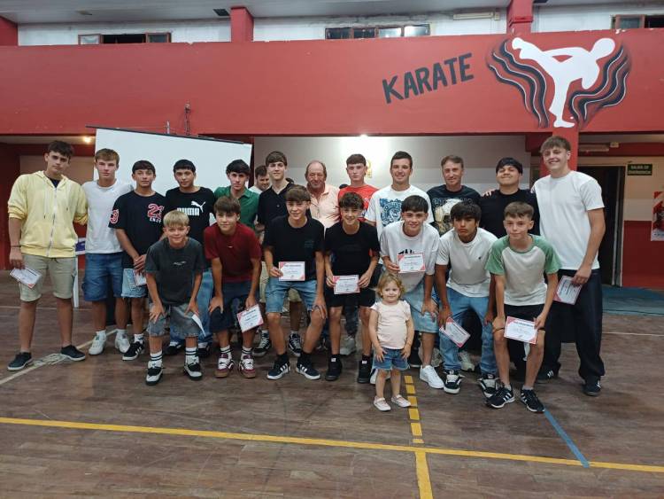 Independiente celebró su tradicional Fiesta del Deporte y Brindis de Fin de Año
