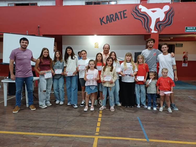 Independiente celebró su tradicional Fiesta del Deporte y Brindis de Fin de Año