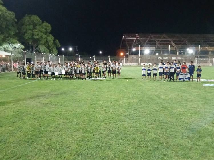 Comenzó el Mundialito en Deportivo Sarmiento