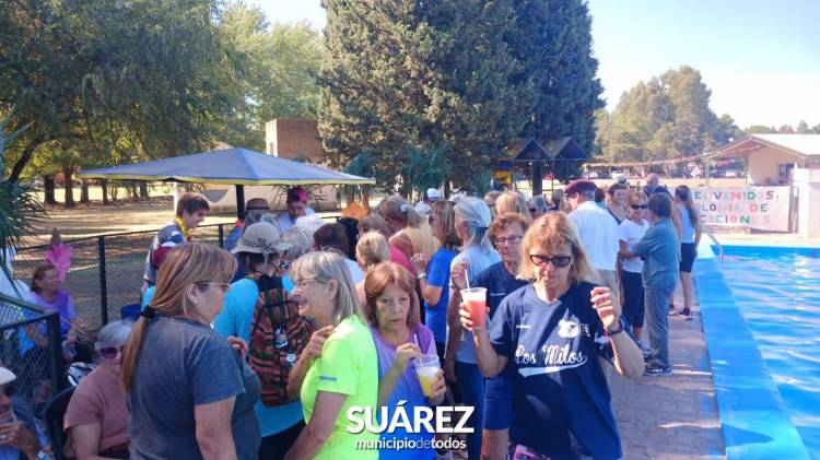 Fiesta Pool Party del Consejo de Personas Mayores