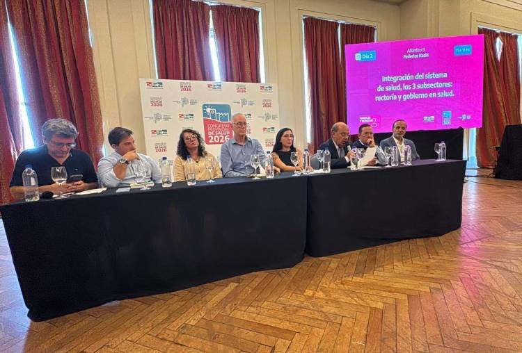 Salud como derecho y eje de gestión: Moccero expuso en el COSAPRO 2026 en Mar del Plata