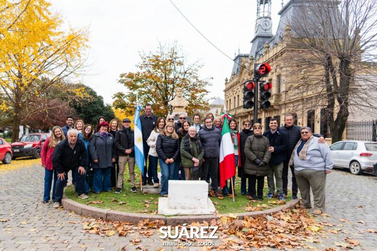 Reconocimiento a Edgardo Gangone por su compromiso con la cultura italiana