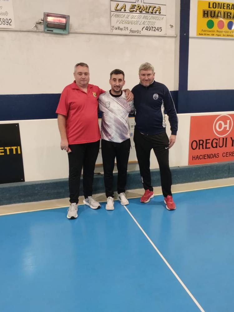 CARLOS BEILMAN ESTUVO CERCA EN SU DEBUT ZONAL