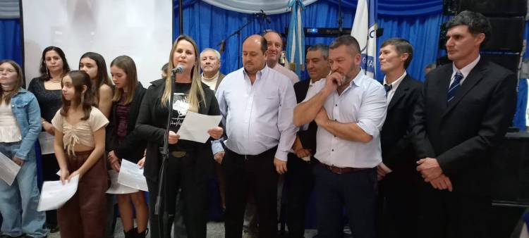 San Martin de Santa Trinidad celebró su 72° Aniversario con una gran cena y baile