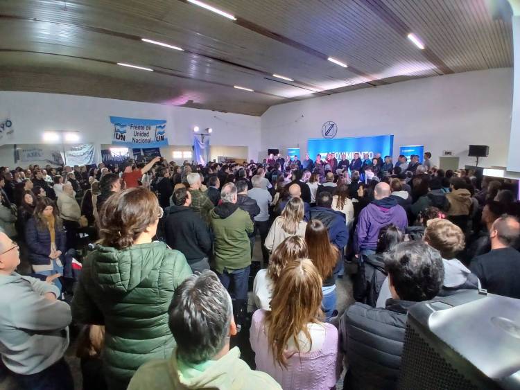 El MDF de la 6ta Sección Electoral con la presencia de Ministros, Intendentes, y legisladores en Coronel Suárez