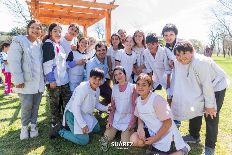Huanguelén sumó un espacio renovado: disfrutemos y cuidemos la plaza Hilario Martínez Baquero